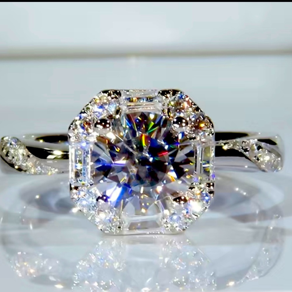 ♥️Classic Ring,Inlaid stones, large Zircon  Ring, silver plated, engagement ring